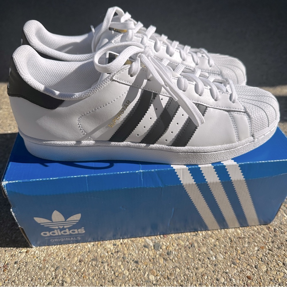 Adidas Superstar Sneakers - White - Size 11
